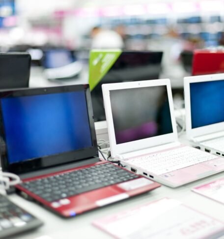 Is Buying a Second Hand Laptop Safe? Expert Advice for First-Time Buyers