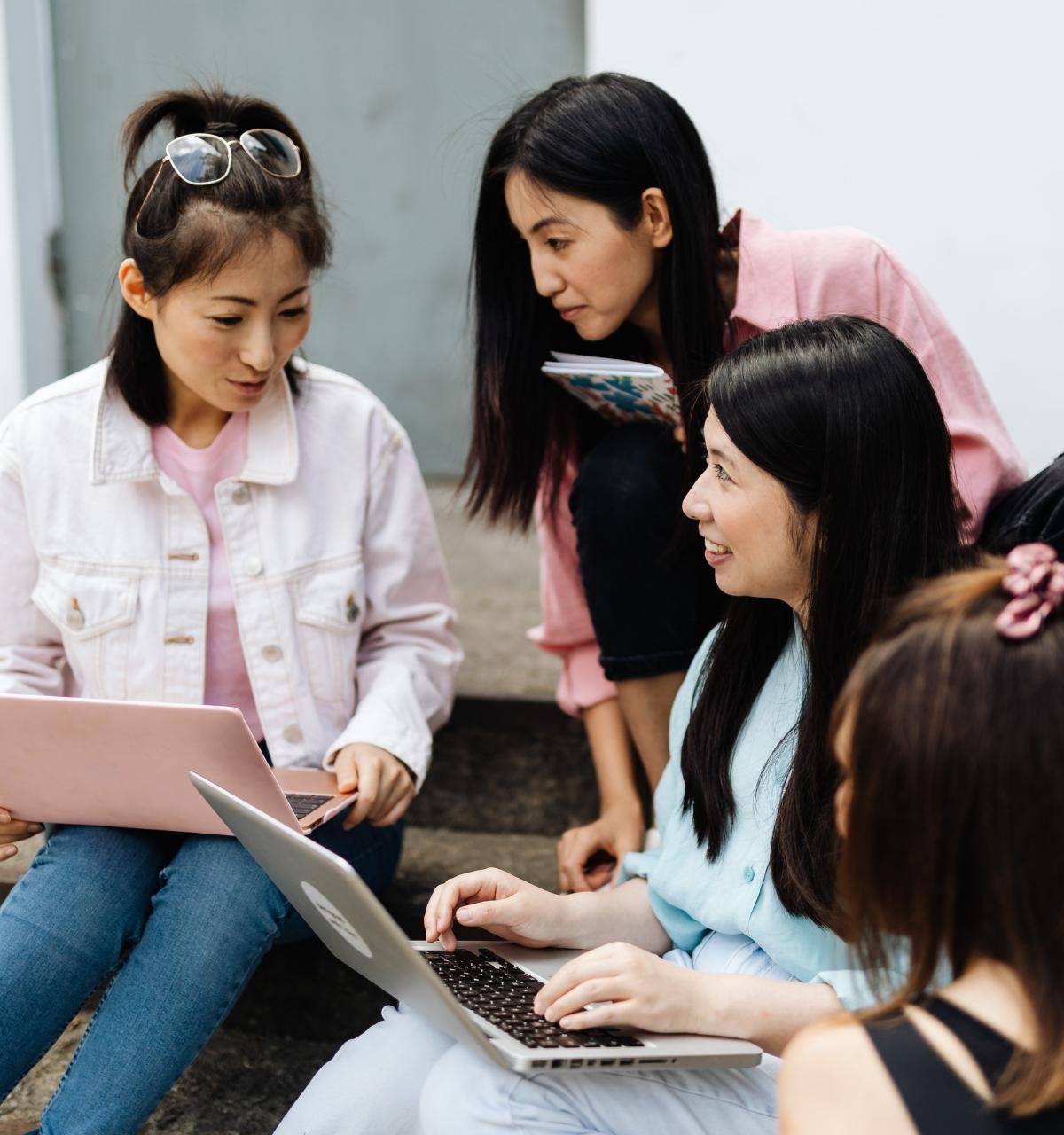 Best Laptops for Online Classes Without Overspending (2026 Guide)